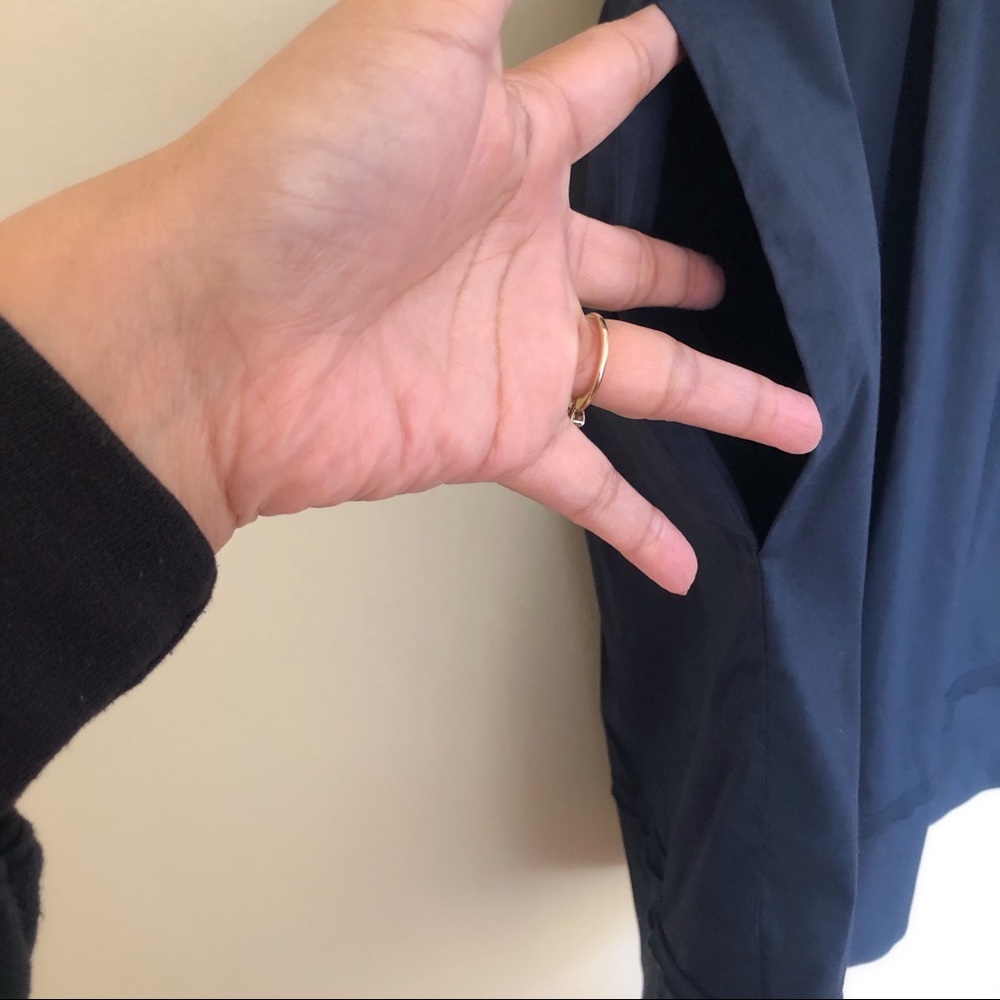 3/$15 BCBGMAXAZRIA Navy V-Neck Midi Dress - Picture 6 of 8